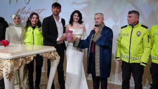Gaziantep’te 53 Çift Sevgililer Günü’nde “Evet” Dedi