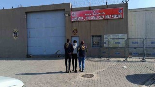 Gaziantepte dolandırıcılık ve yağma suçlarından aranan 2 şüpheli yakalandı