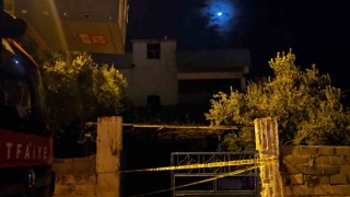 Gaziantepte evini ateşe veren şahıs dumandan etkilendi