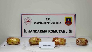 Gaziantepte yolcu otobüsünde 3 kilo esrar ele geçirildi