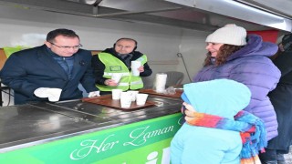 Gaziosmanpaşada soğuk havalarda 2 bin kişiye sıcak çorba ikramı