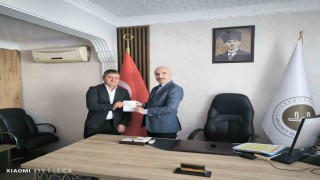 Gedizde Kuran Kursu inşaatına destekler devam ediyor