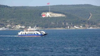 Gökçeadaya feribot seferlerine fırtına engeli