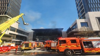 Güney Korede otel inşaatında yangın: 6 ölü, 25 yaralı