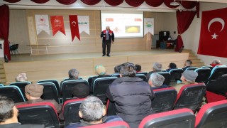 Hadimde çiftçi eğitim toplantısı düzenlendi