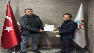 Hak-İş Diyarbakır İl Başkanı Aküzümden yangın mağduru üyeye destek