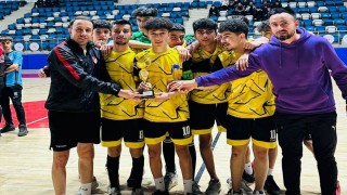 Hakkaride futsal müsabakaları sona erdi