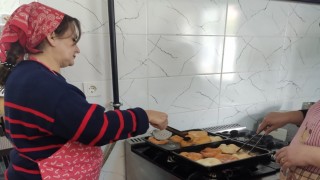 Halk Eğitim kursiyerleri, depremde hayatını kaybedenler için hayır yaptı