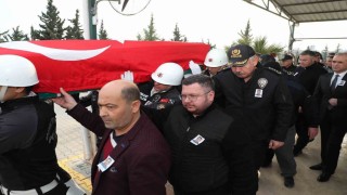 Hayatını kaybeden polis memuru son yolculuğuna uğurlandı