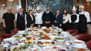 Hilton zengin iftar sofrası ile Ramazana hazır