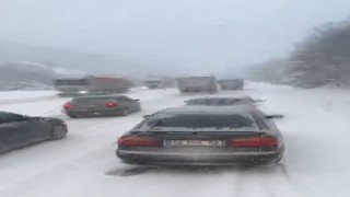 Ilgaz Dağında ağır tonajlı araçlar yolda kaldı