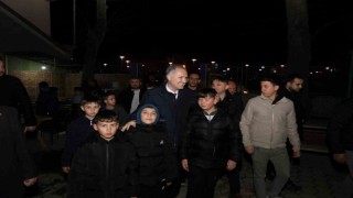 İnegöl Belediyesinden 2 camide kandil ikramı