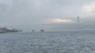 İstanbul Boğazında sis etkili oluyor