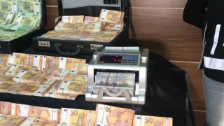 İstanbul merkezli 3 ilde büyük sahte para operasyonu: Milyonlarca sahte dolar ve avro ele geçirildi
