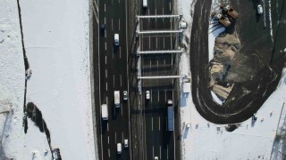 İstanbula kar yağdı yollar boş kaldı