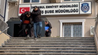 İstanbulda sahte kargo sevk belgeleriyle yüzlerce kişiyi dolandıran 3 şüpheli yakalandı