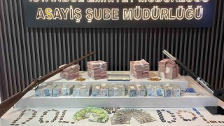 İstanbulda ucuz araç vaadiyle vatandaşları 60 milyon lira dolandıran çete çökertildi: 10 gözaltı
