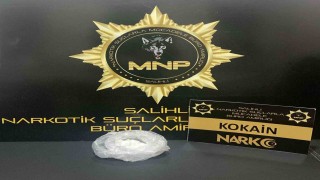İstanbuldan Manisaya kokain getiren şüpheliler, polisten kaçamadı