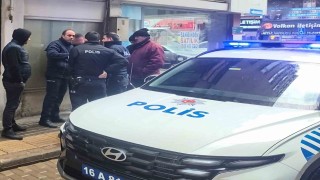 İzmirden dilenmek için Bursaya geldi, zabıtalardan kaçamadı