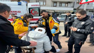 İznikte otomobille çarpışan motosikletli yaralandı
