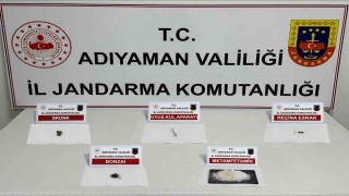 Jandarma ekipleri uyuşturucuya göz açtırmıyor