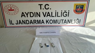 Jandarma uyuşturucuya geçit vermiyor: 5 gözaltı