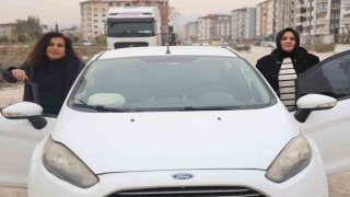 Kadın sürücüler trafik korkularına kadın eğitmenle son veriyor