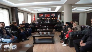 Kahtalı Mıçenin ailesinden Kahta Belediyesine teşekkür ziyareti