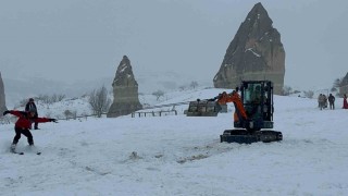 Kapadokyada spor tutkunları 360 derece dönerek kaymanın keyfini yaşadı
