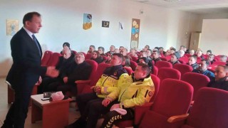 Karacasuda okul servis araçları için güvenlik toplantısı düzenlendi