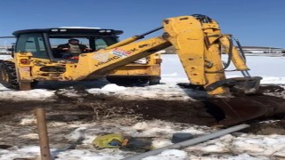 Karakol köyünde donan su borusu hayatı durma noktasına getirdi