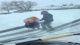 Karsta hasta kadın, sağlık ve özel idare ekiplerince kurtarıldı