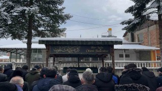 25 Yıl Muhtarlık Yapan İhsan Ayan Hayatını Kaybetti