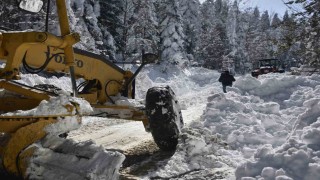 Kastamonu’da 303 Köy Yolu Kar Nedeniyle Kapandı