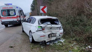 Kastamonuda kamyonet otomobile çarptı: 3 yaralı