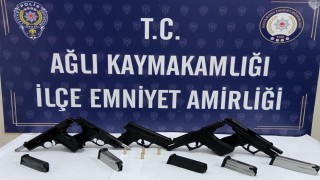 Kastamonuda ruhsatsız tabancayla yakalanan 2 şahıs gözaltına alındı
