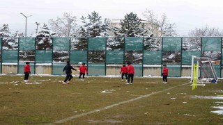 Kastamonusporda takımın başına geçen Ergin Keleş ilk antrenmanına çıktı