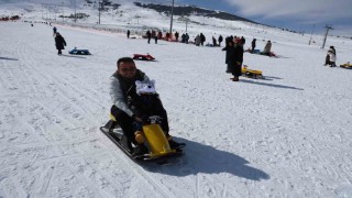 Kayak severler Yıldız Dağına akın etti