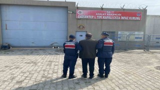 Kesinleşmiş 25 yıl hapis cezası bulunan firari yakalandı