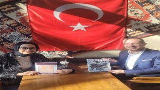 Kıbrısın tarihine ışık tutan çalışma: Kıbrıs Tarihinden İzler