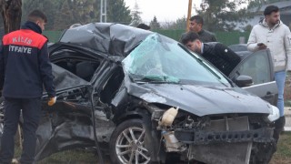 Kilis’te Otomobil ve Otobüs Kazasında 1’i Ağır 3 Yaralı