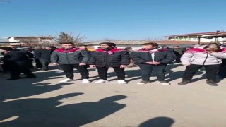 Kınalı kuzular dualarla askere uğurlandı