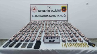 Kırşehirde 8 bin 330 sentetik hap ele geçirildi