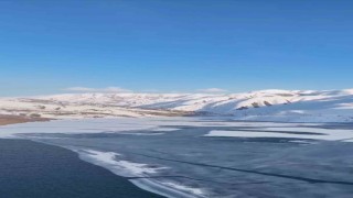 Kısmen donan Dilimli Barajı havadan görüntülendi