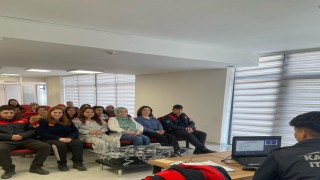 Kız yurdu öğrenci ve personeline yangın eğitimi verildi