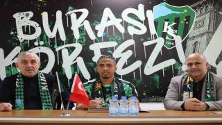 Kocaelispor, Rigoberto Rivas ile sözleşme imzaladı