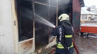 Konyada sobayı tinerle yakan kişi yaralandı