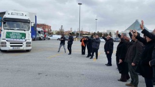 Konyadan Malatyaya 100 çiftin düğünü için çeyiz yardımları tırlarla yola çıktı