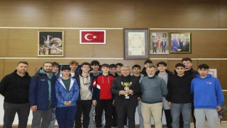 Köşkün hentbol takımı Yıldız Erkekler kategorisinde il birincisi oldu