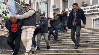 Küçükçekmecede 750 bin lira değerinde kaban çaldılar: O anlar kamerada